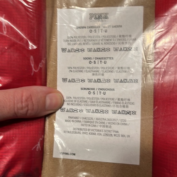 Pink Brand Burgundy Sherpa jacket, socks and scrunchy bundle in original bag - Picture 3 of 4